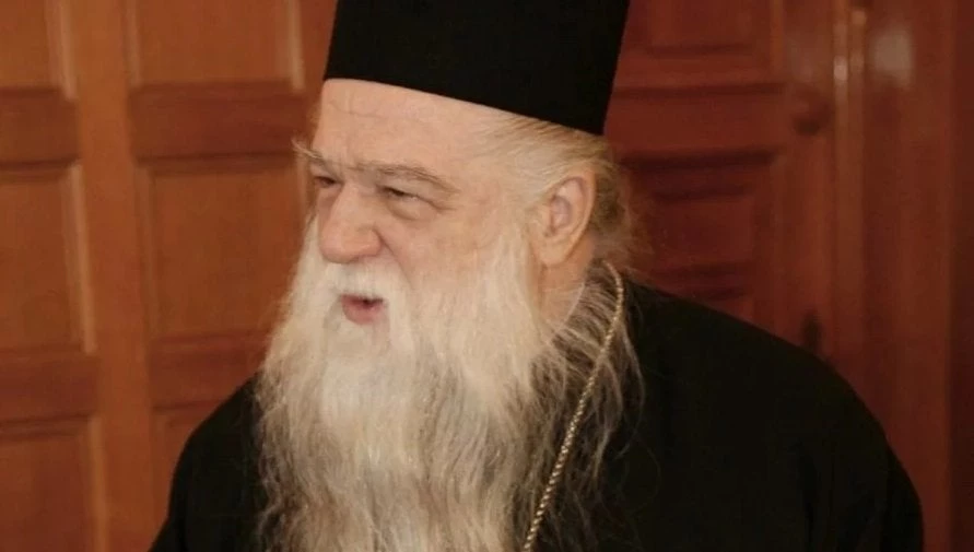 Επιμένει ο Αμβρόσιος: Ο Θεός επέτρεψε την πυρκαγιά στο Μάτι για να μας συνετίσει – Ο Τσίπρας υπεύθυνος για την απομάκρυνση του Νεοέλληνα από τον Θεό